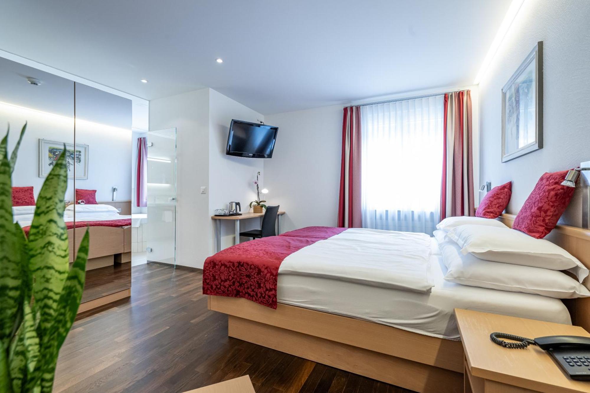 Hotel Vorab - Kulinarische Vielfalt Flims Esterno foto