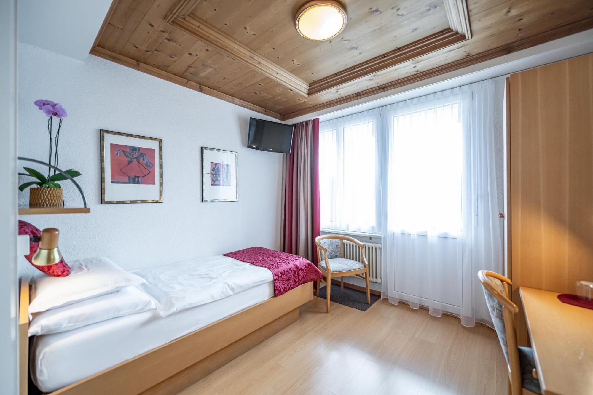 Hotel Vorab - Kulinarische Vielfalt Flims Esterno foto