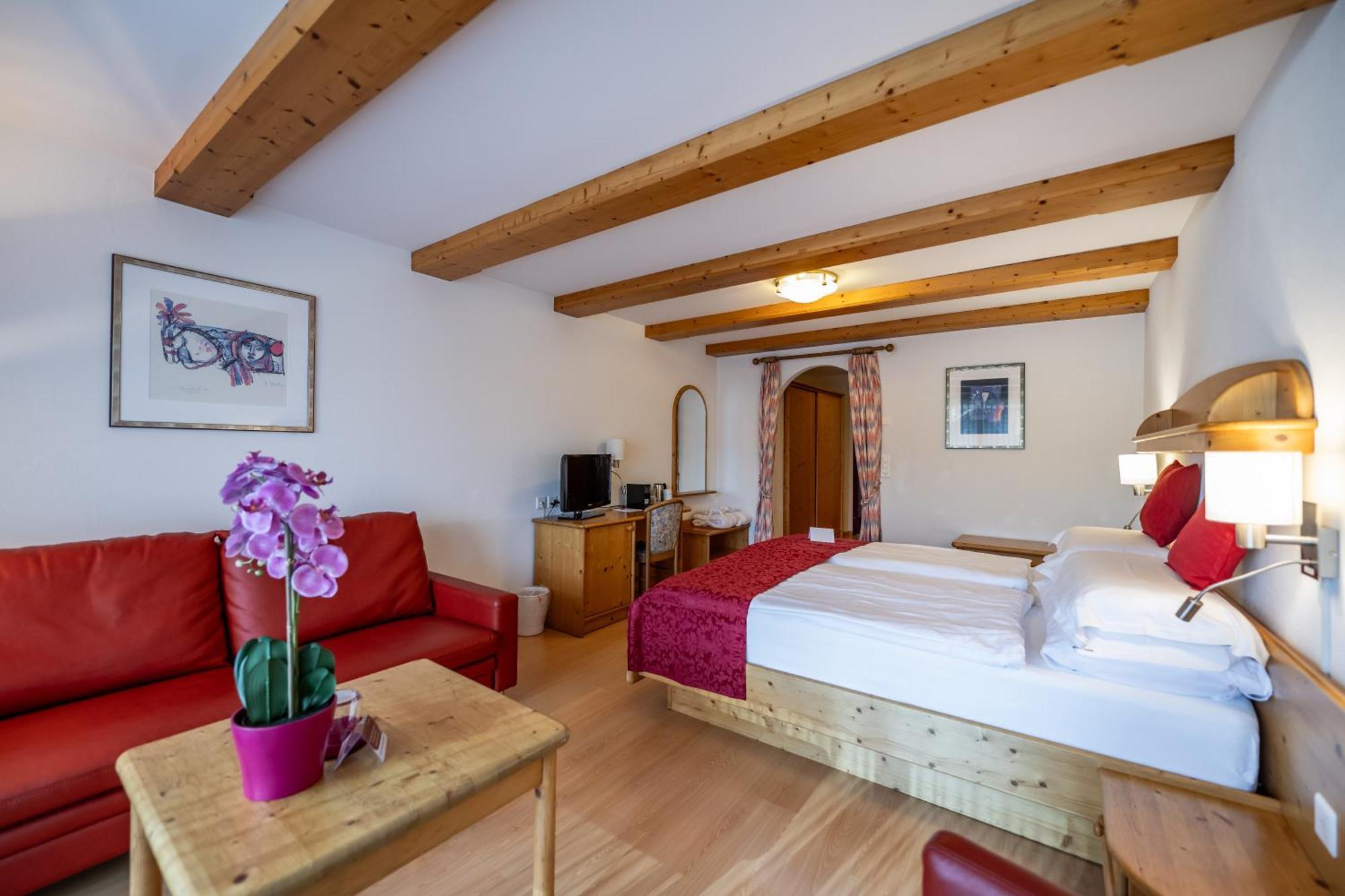 Hotel Vorab - Kulinarische Vielfalt Flims Esterno foto