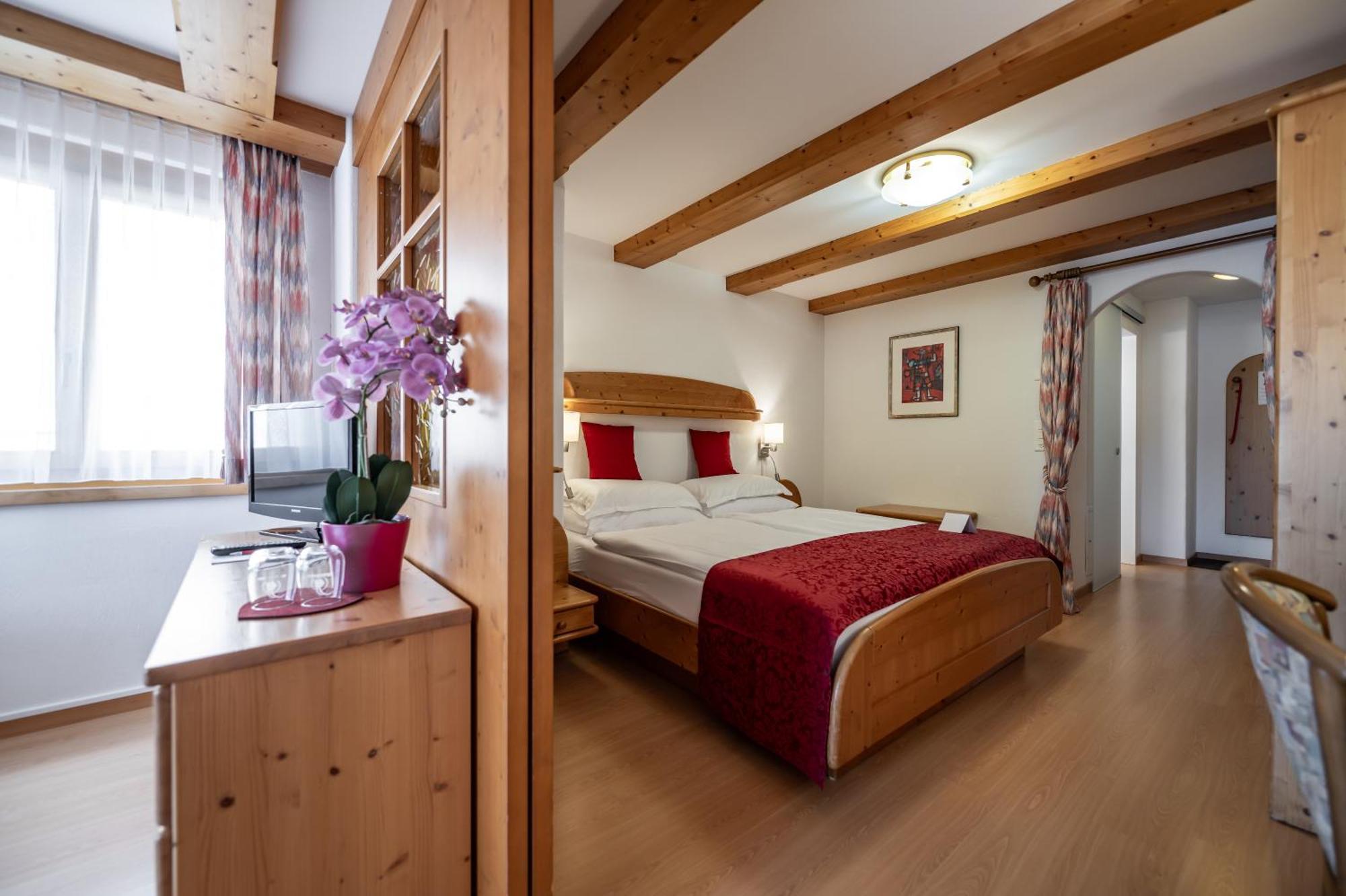 Hotel Vorab - Kulinarische Vielfalt Flims Esterno foto