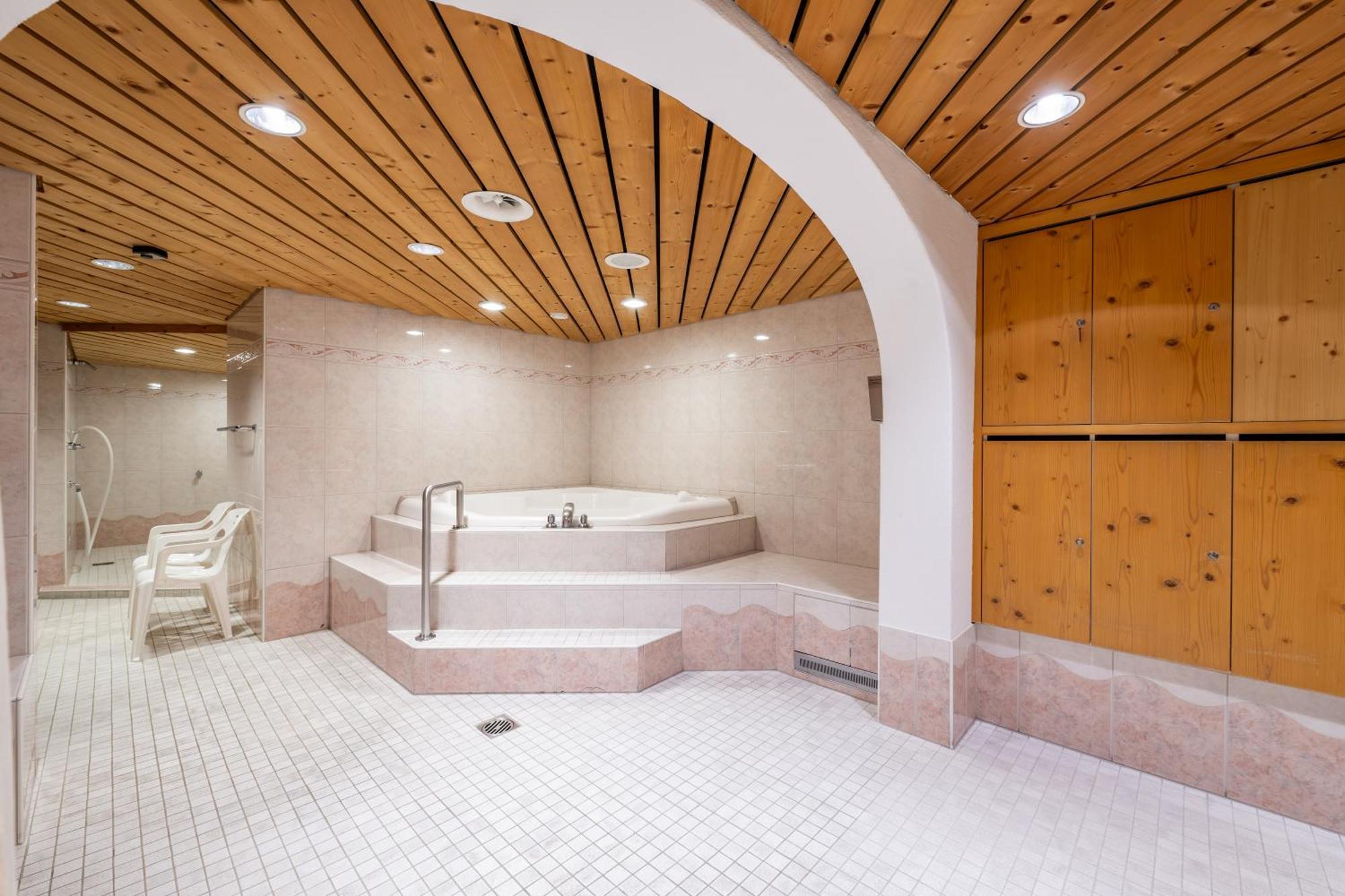 Hotel Vorab - Kulinarische Vielfalt Flims Esterno foto